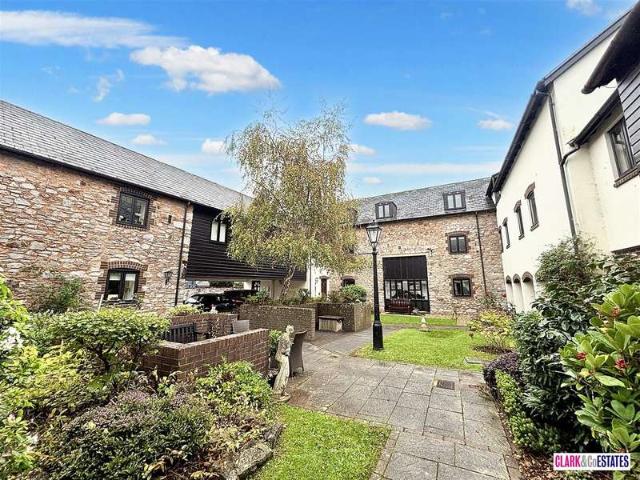 1 Bedroom Apartment Flat