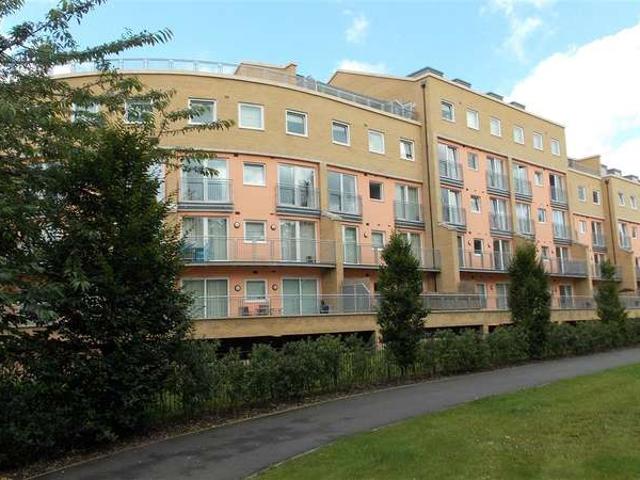 1 Bedroom Apartment Flat