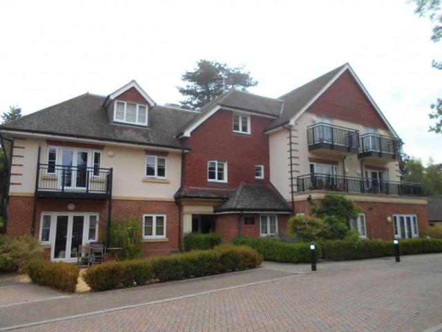1 Bedroom Apartment Flat