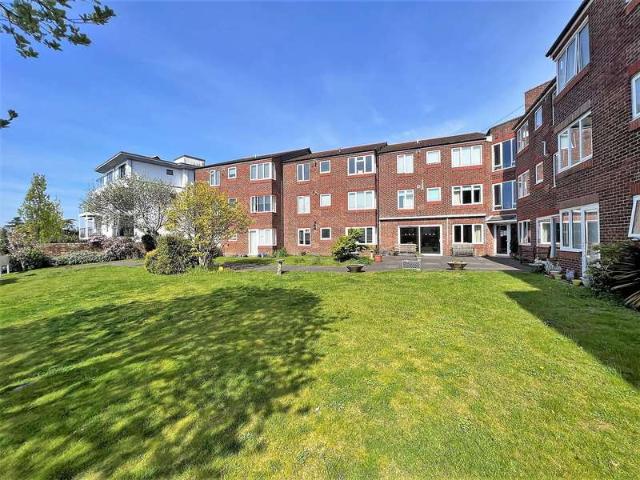 1 Bedroom Apartment Flat