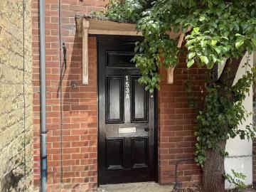 1 Bedroom Apartment Flat