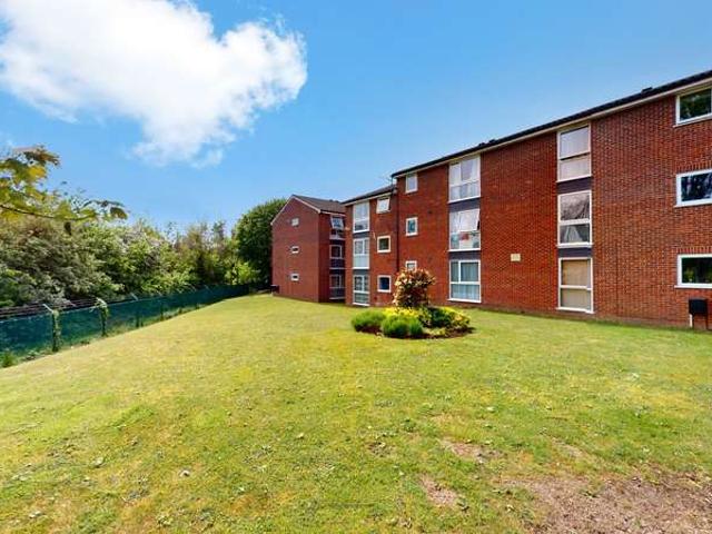 1 Bedroom Apartment Flat