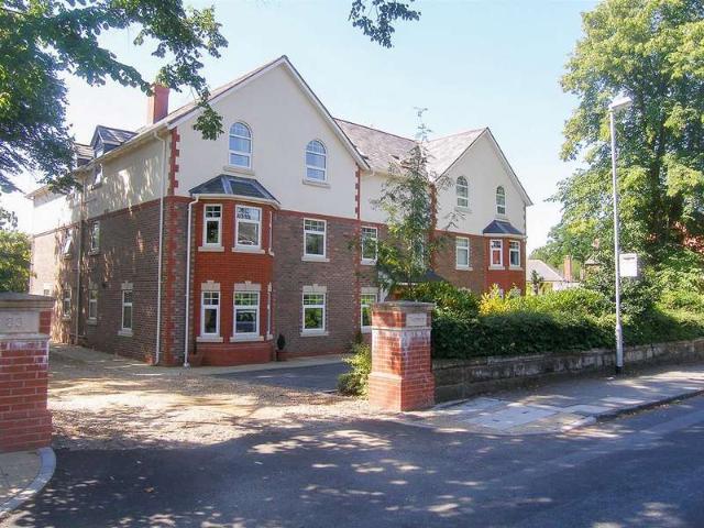 1 Bedroom Apartment Flat