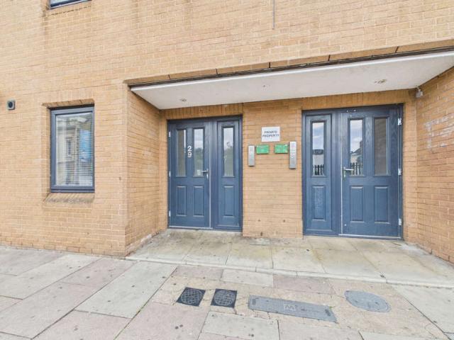 1 Bedroom Apartment Flat