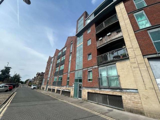 1 Bedroom Apartment Flat