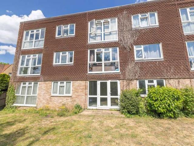 1 Bedroom Apartment Flat
