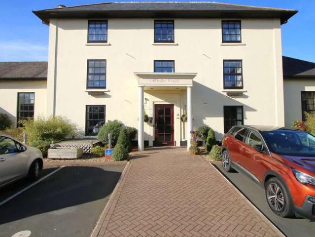 1 Bedroom Apartment Flat