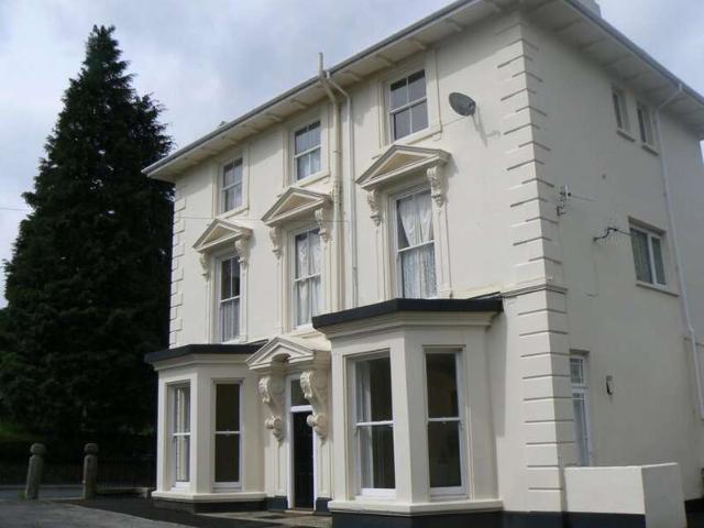 1 Bedroom Apartment Flat
