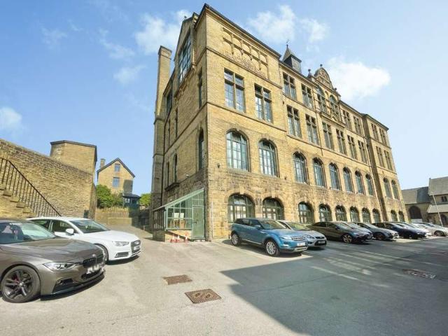 1 Bedroom Apartment Flat