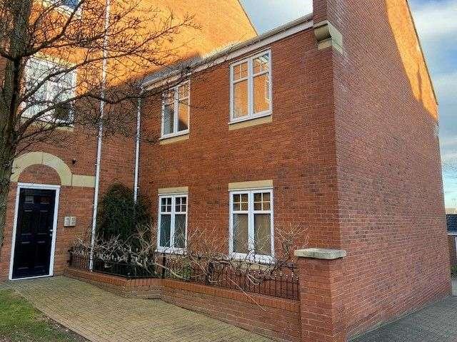 1 Bedroom Apartment Flat