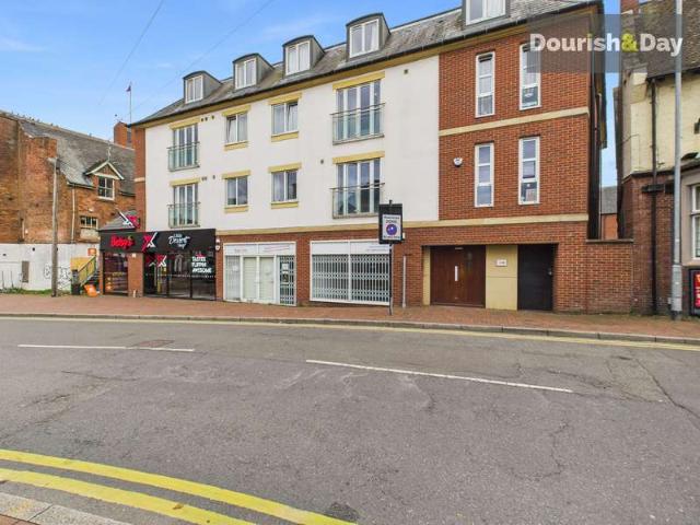 1 Bedroom Apartment Flat