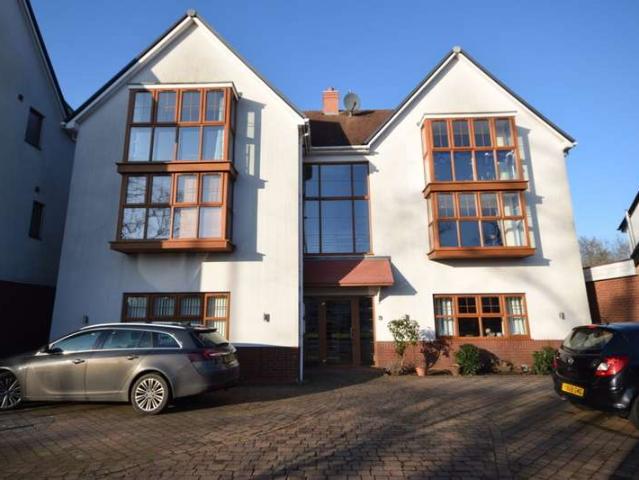 1 Bedroom Apartment Flat