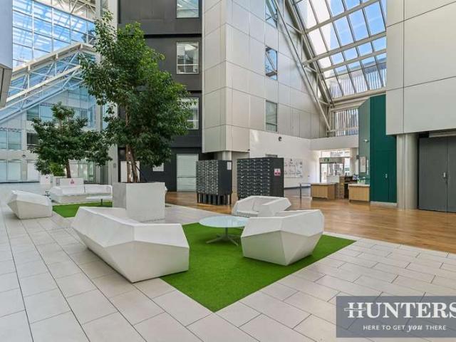 1 Bedroom Apartment Flat