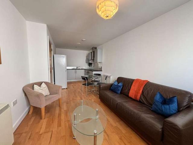1 Bedroom Apartment Flat