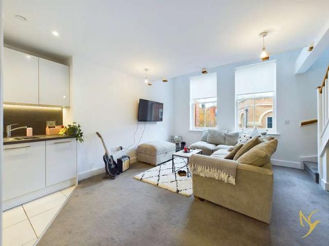 1 Bedroom Apartment Flat