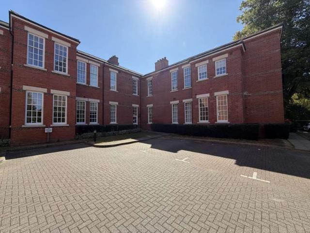 1 Bedroom Apartment Flat