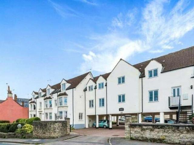 1 Bedroom Apartment Flat