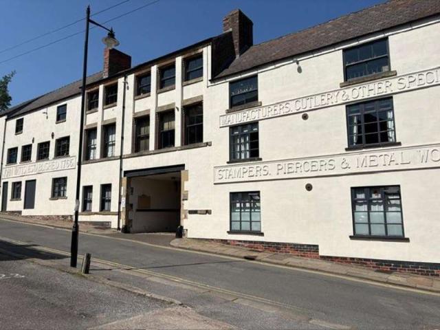 1 Bedroom Apartment Flat