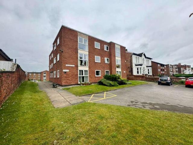 1 Bedroom Apartment Flat