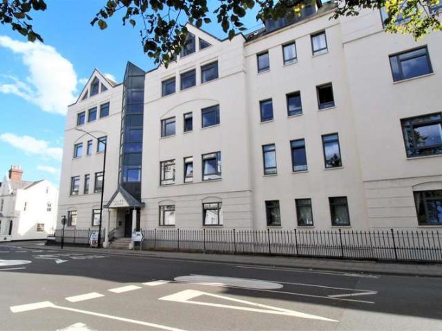 1 Bedroom Apartment Flat