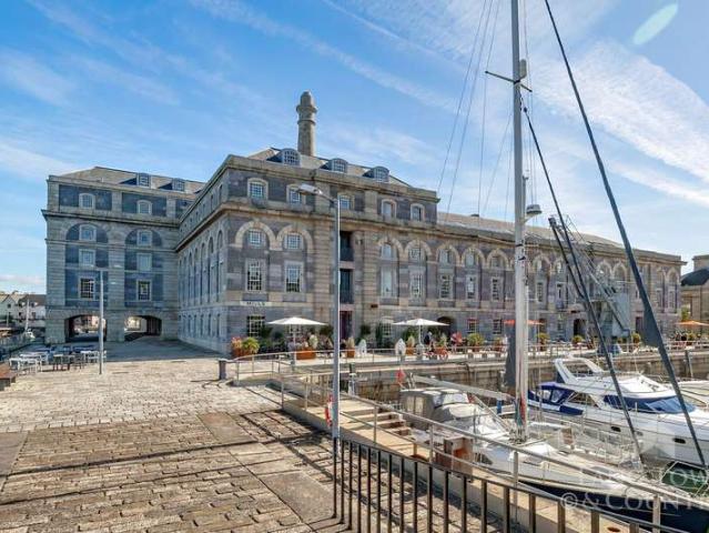 1 Bedroom Apartment Flat