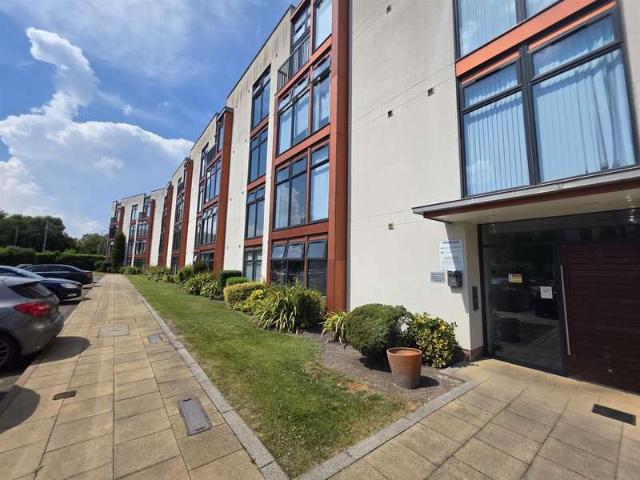 1 Bedroom Apartment Flat