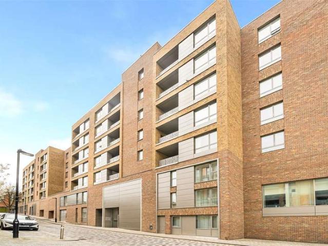 1 Bedroom Apartment Flat