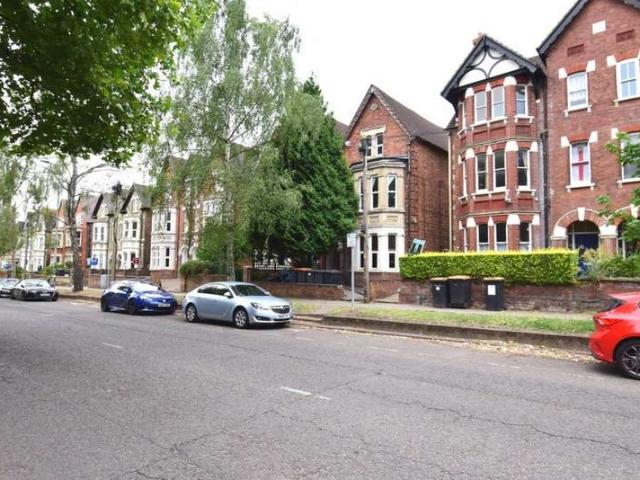 1 Bedroom Apartment Flat