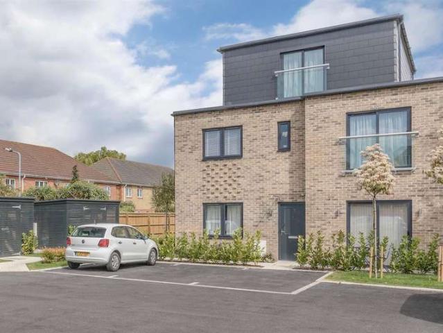 1 Bedroom Apartment Flat