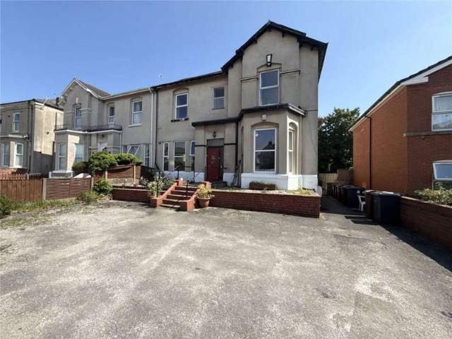 1 Bedroom Apartment Flat