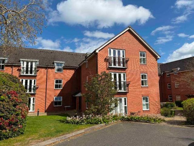 1 Bedroom Apartment Flat