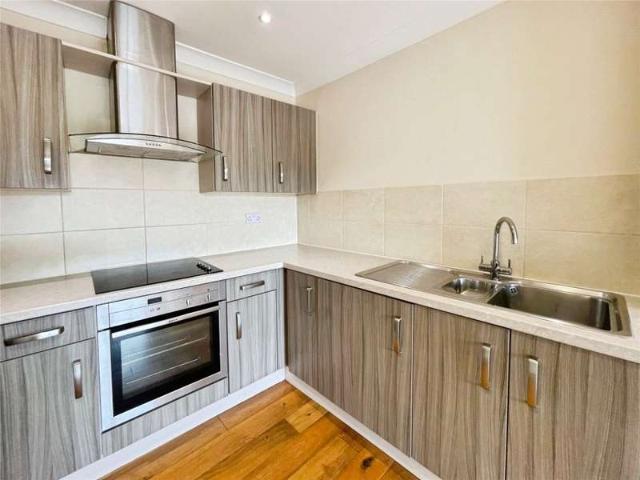 1 Bedroom Apartment Flat