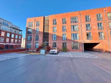 1 Bedroom Apartment Flat
