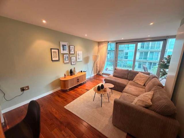 1 Bedroom Apartment Flat