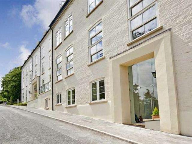 1 Bedroom Apartment Flat