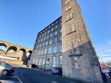 1 Bedroom Apartment Flat