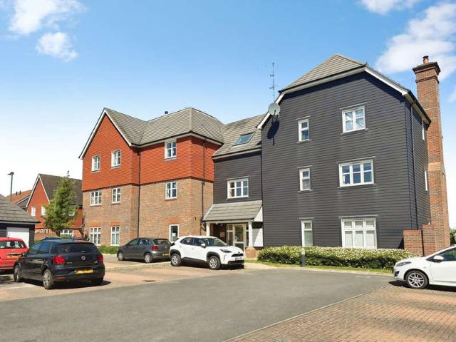 1 Bedroom Apartment Flat