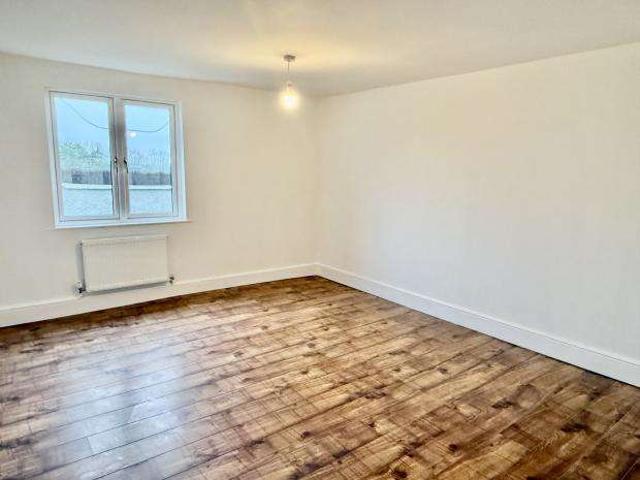 1 Bedroom Apartment Flat