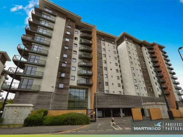 1 Bedroom Apartment Flat