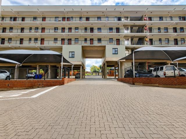 1 Bedroom Apartment / Flat For Sale in Centurion Central