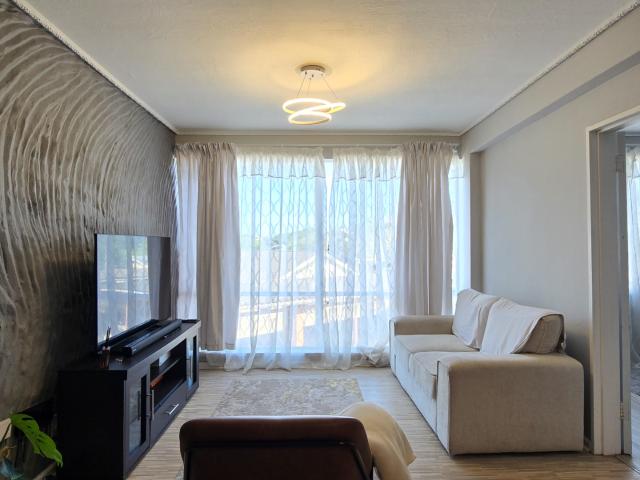 1 Bedroom Apartment / Flat For Sale in Amalinda