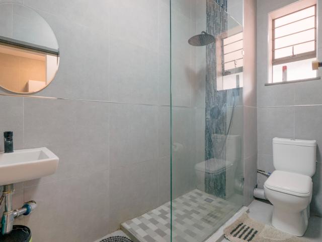 1 Bedroom Apartment / Flat For Sale in Amanzimtoti