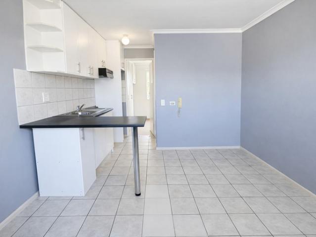 1 Bedroom Apartment / Flat For Sale in Bothasig