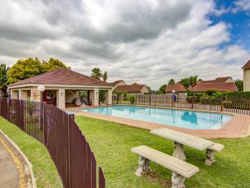 1 Bedroom Apartment / Flat For Sale in Bonaero Park