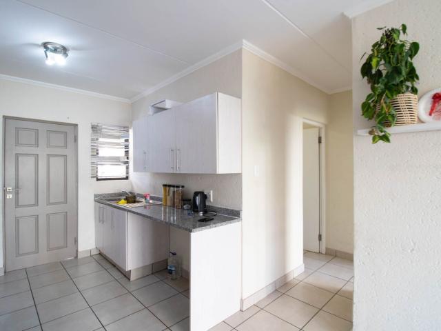 1 Bedroom Apartment / Flat For Sale in Beverley