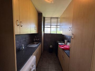 1 Bedroom Apartment / Flat For Sale in Bedford Gardens
