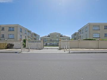1 Bedroom Apartment / Flat For Sale in Bloubergrant