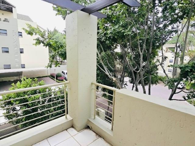 1 Bedroom Apartment / Flat For Sale in Bryanston