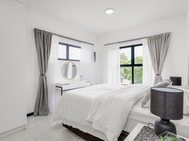 1 Bedroom Apartment / Flat For Sale in Bryanston