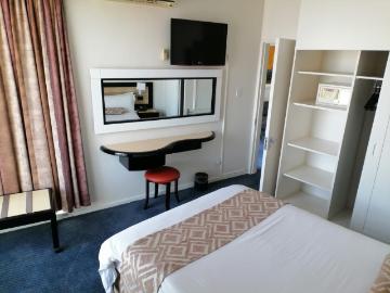 1 Bedroom Apartment / Flat For Sale in Braamfontein Werf